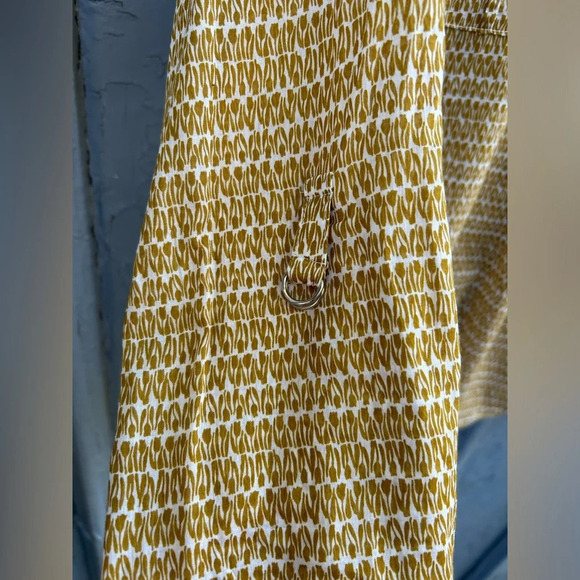 Holding Horses Anthropologie Tulipane Semi Sheer Blouse, size 8 - Picture 9 of 11